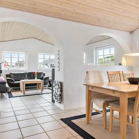 Three-bedroom In Harboore * Harboør