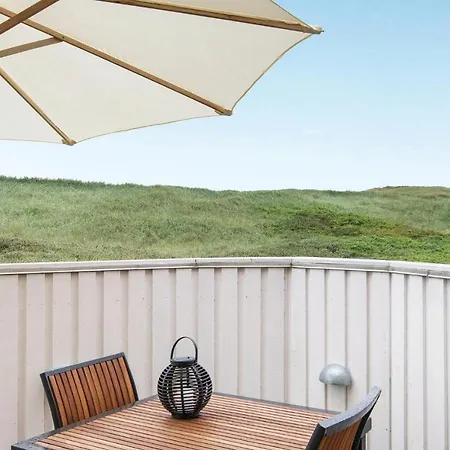 Three-bedroom In Harboore Hébergement de vacances